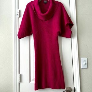 Droopy neck sweater dress magenta